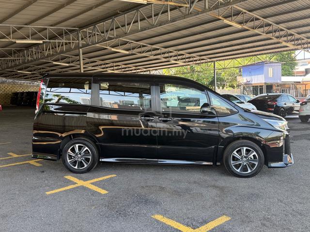 2021 Toyota NOAH 2.0 SI (A) - 3
