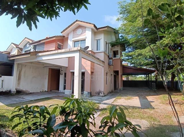 RUMAH TERES DUA TINGKAT||Saujana Utama 3||CORNER LOT !!! 1