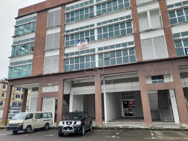Intermediate 4 storeys shop houses  1