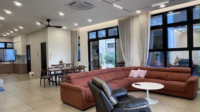 Nusa Sentral 3 Storey Semi Detached House 6bed Renovated Johor Bahru 1