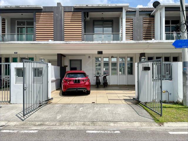5 ROOMS! Double Storey Bandar Putra Kulai, Johor (Furnished) 1