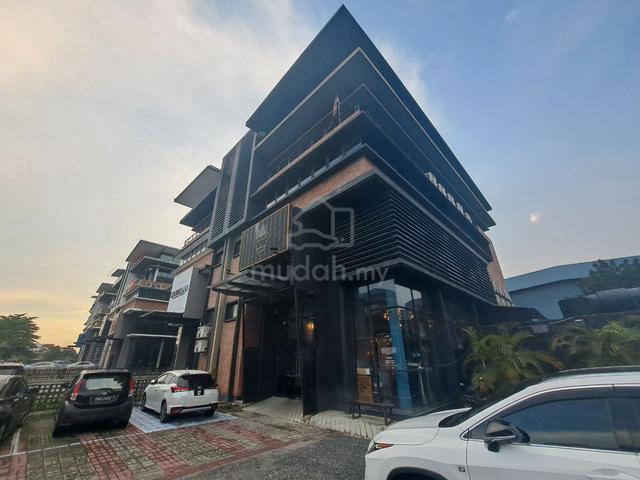 (HOT UNIT) 3.5 Storey Semi D Boutique Factory Puchong Industrial Park 1