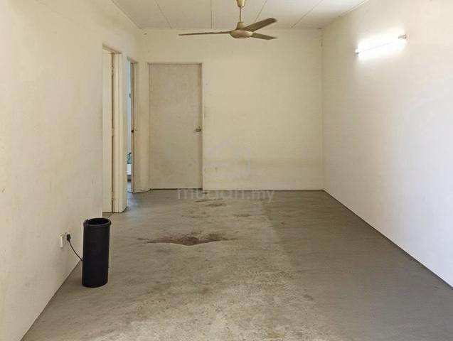 Rumah Pangsa Juru Setia 1