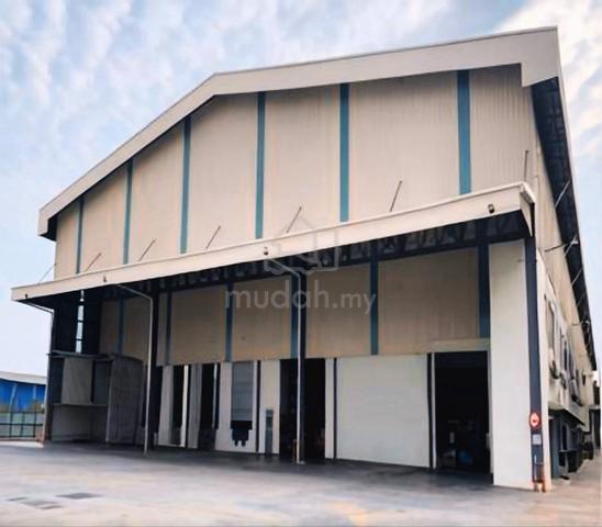 WAREHOUSE/ FACTORY FOR RENT at Border of Shah Alam & Meru 1