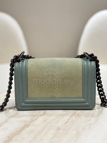 Chanel Galuchat Stingray Small Boy Flap - photo 4 of 4