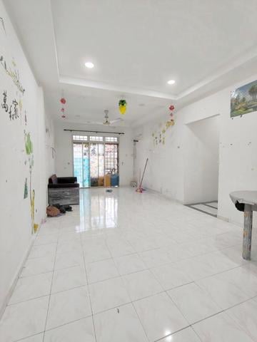 Apartment Ria 1 @ Taman Megah Ria Masai 1