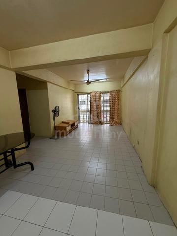 Cheras Perdana Apartment Block D, E 1