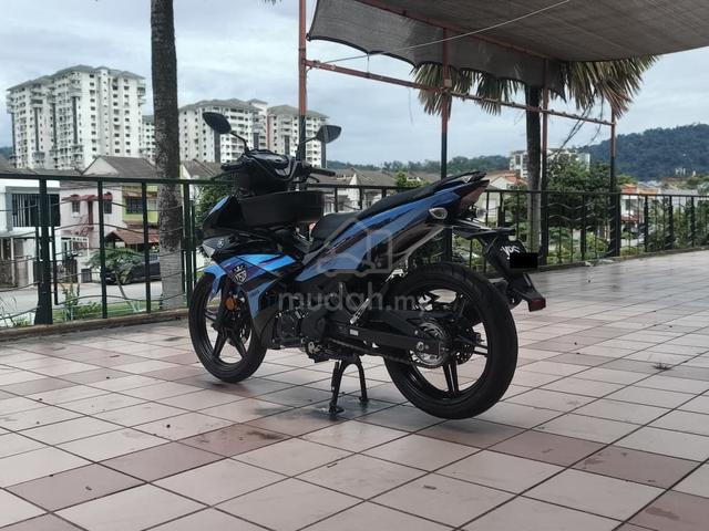2025 Yamaha Y15ZR V2 (10K KM ONLY) TIPTOP LIKE NEW - photo 3 of 10