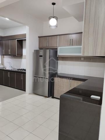 Setia Indah 11 double storey Partially furnised for rent 1
