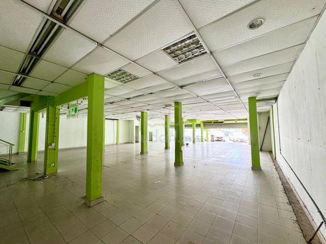 2 storey adjoining shoplot for rent @ Jalan Taib, Pontian 5