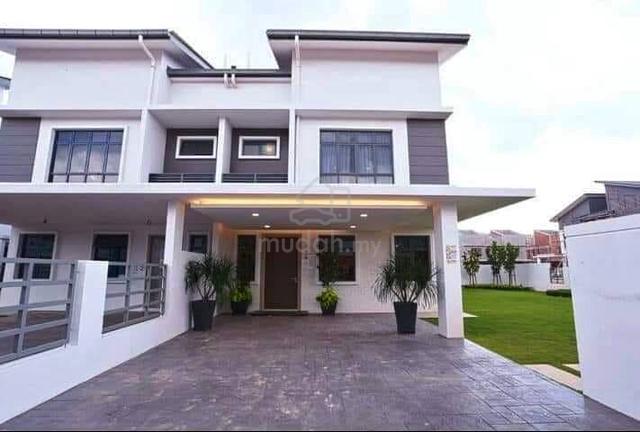 Cyberjaya 2 storey 35x70, monthly 1900, last 3 unit 1