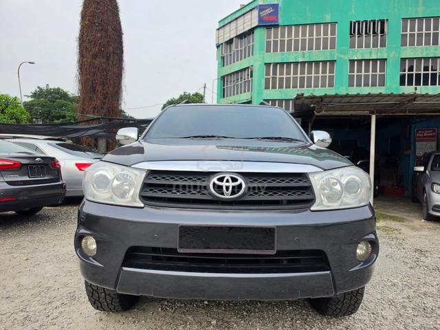 2011 Toyota FORTUNER 2.7 ( TIP TOP ) - 3