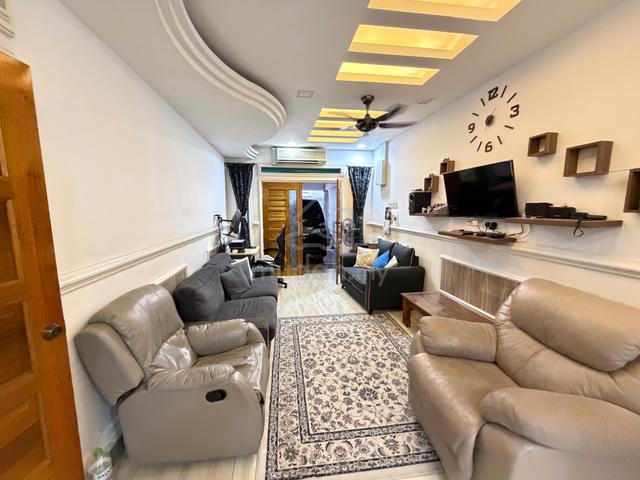 JALAN MERAK, Taman Melaka Baru, Open Title [Infineon Walking Distance{ 1