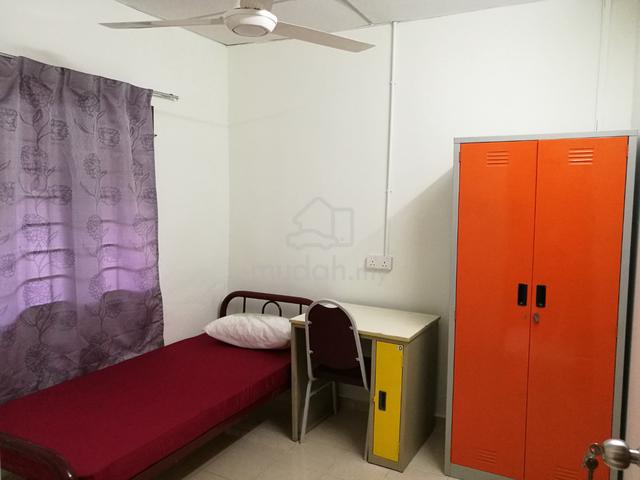 Single Non Sharing Rooms In Subang Jaya, USJ1 (Male Only) 4