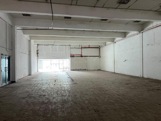 Glenmarie Shah Alam, spacious 2sty Corner Semi Detached unit for rent 1