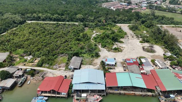 Tanah Industri Tepi Sungai Kemaman 1