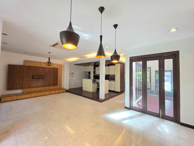 2.5sty House , Sierramas West , Jalan Meranti Bukit , Sungai Buloh 1