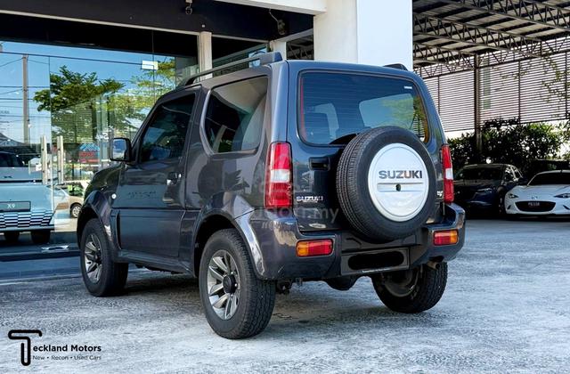 2015 Suzuki JIMNY 1.3 (A) JLX Collection Items - 2