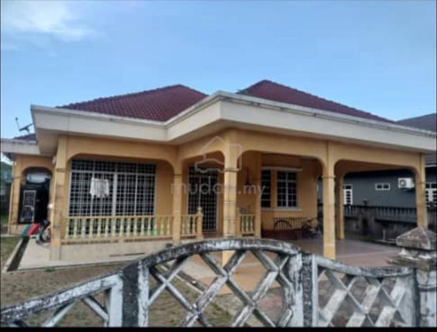 1bilik master bedroom 1