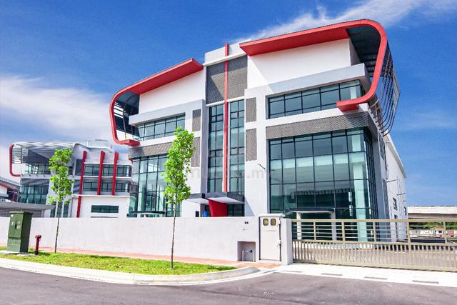 Brand New 3sty Semi-D Factory Kota Damansara For Rent 1