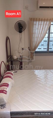 JB Town Taman Iskandar Landed House with Extra Land For Rent 1