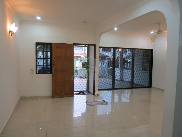 CHEAP * Taman Midah 2 Storey House Cheras Mrt Flat Land Freehold KL 1