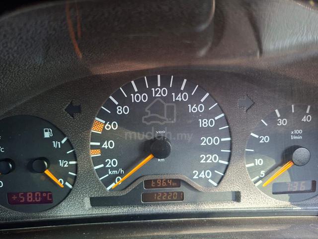 1999 Mercedes Benz 200 2.0 (M) - 3