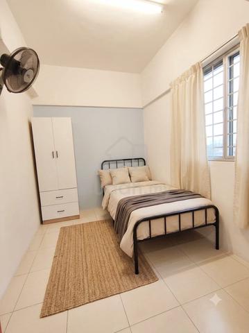 Single,Couple Kepong KL City 1