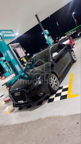 2009 Audi S4 B8 3.0 V6 TFSI (A) - 1