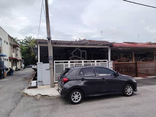 END LOT Rumah teres 1 TINGKAT, RENOVATED,DI KAWASAN YANG STRATEGIK. 1