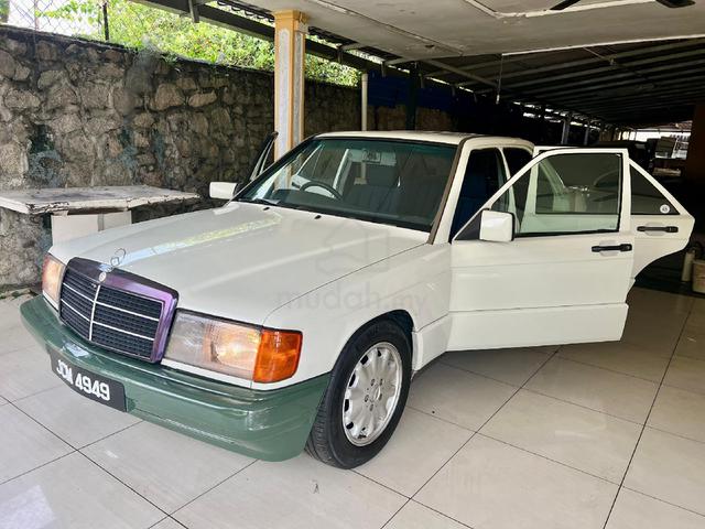 Mercedes Benz 190E Nice Johor Plate No. - 3