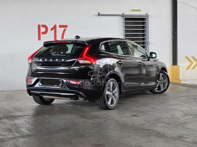 2017 Volvo V40 2.0 T5 DRIVE E FACELIFT (A) - 4