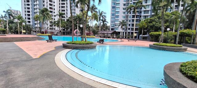 Straits View Condominium 1