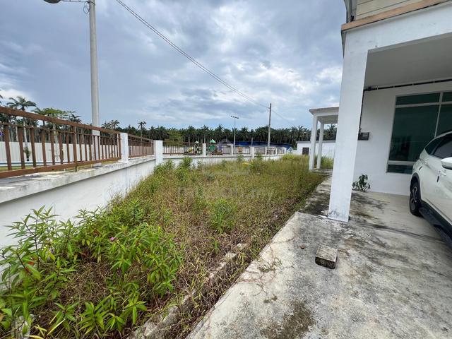 FULL LOAN Double Storey Corner TMN SCIENTEX KOTA TINGGI 1