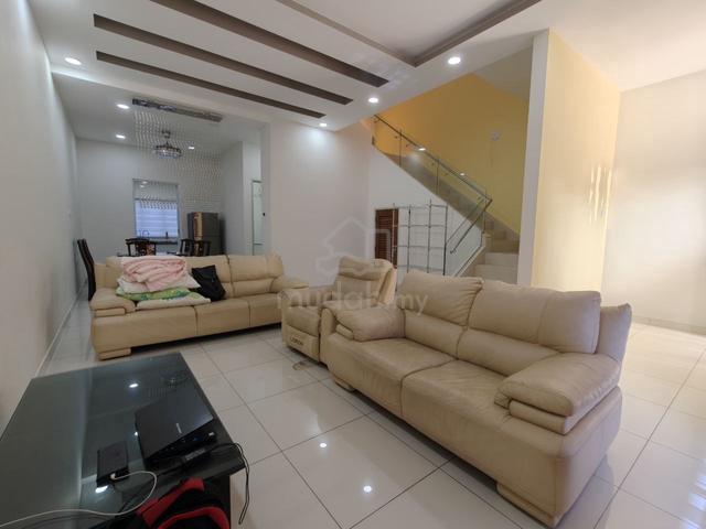 Emerald Residenz @ Seri Alam, Renovated, G&G, Ready, Good Condition 1