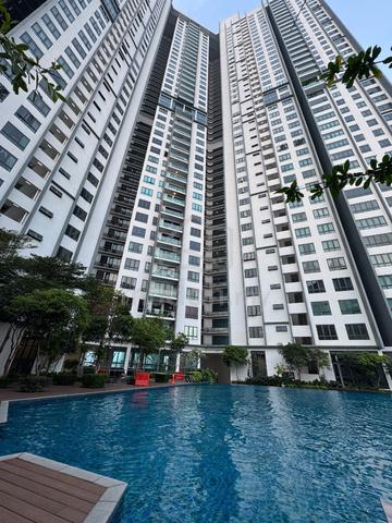 East Parc @ Manjalara 1