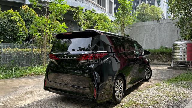 Fully Loaded 2025 Toyota ALPHARD 2.5 Z Hud S/Step - 2