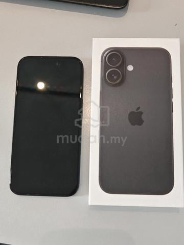 Iphone 16 - photo 2 of 3
