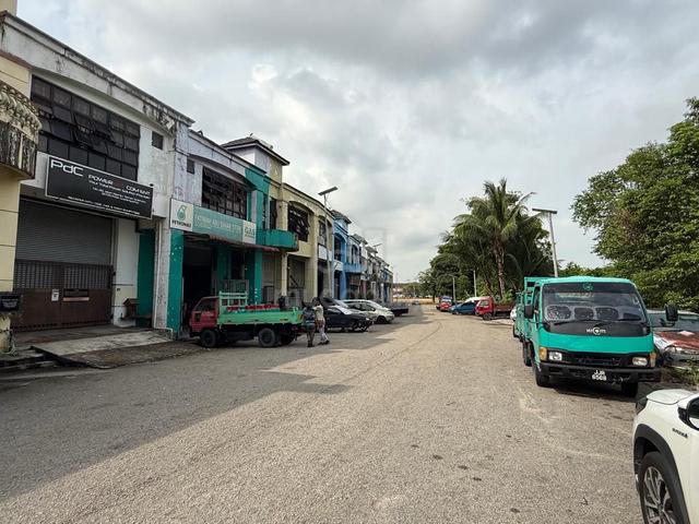 1.5 Storey Terrace Shop Lot at Taman Scientex, Pasir Gudang 1