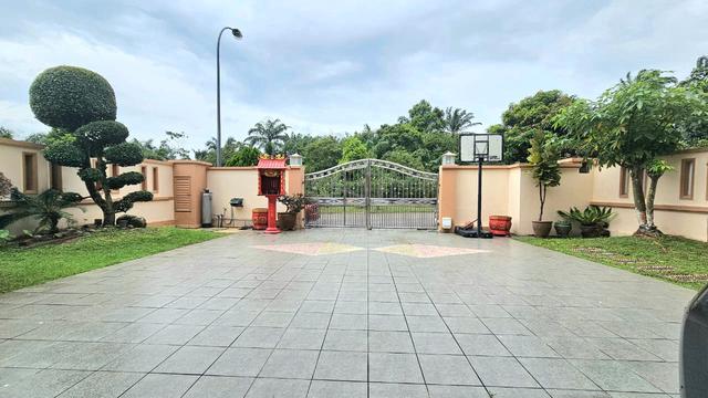 Impian Emas Double Storey Semi D Heights Iconia Kempas Setia Tropika 1