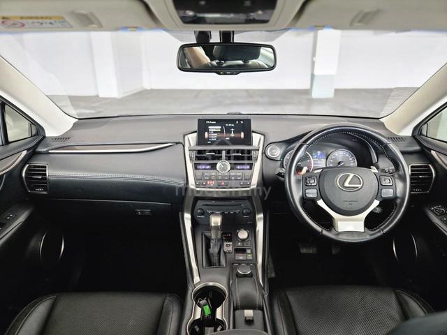 2015 Lexus NX200 2.0 T POWER BOOT BLIND SPOT - 4