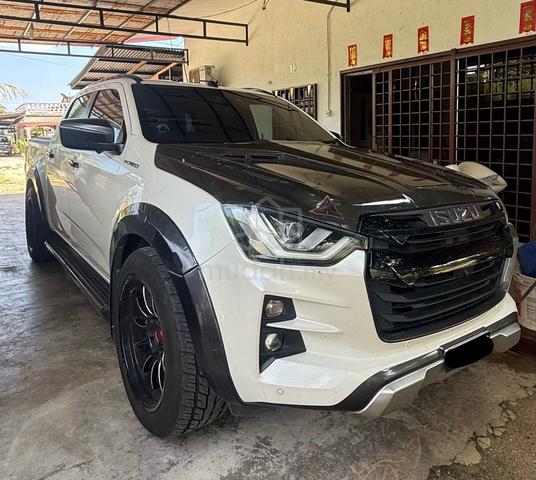 2022 Isuzu D-MAX 3.0 X-TERRAIN (A) - 2