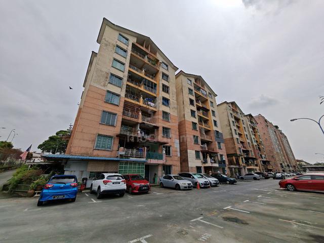 Larkin Indah Apartment 4