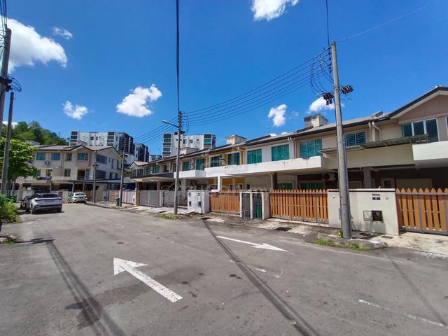 2.5 storey • nice terrace house• extended unit • inanam 1