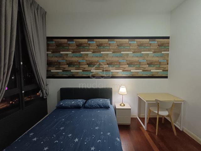 Ultra-Comfortable Queen Bedroom for Rent in The Vyne Sungai Besi KL! 1