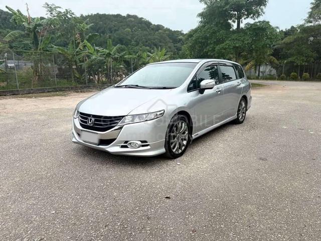 2010 Honda ODYSSEY RB3 2.4 ABSOLUTE (A) - 3