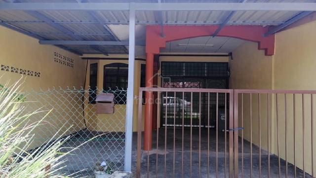 Single Storey House, Jalan Puncak, Puncak Bukit Katil, Hang Tuah Jaya 1
