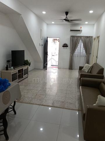 GROUND FLOOR 3-BEDROOMS FULLY RENOVATED Furn. AYER ITAM Cluster House 1