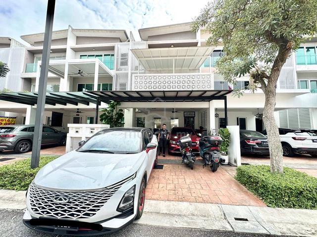 FULLY FURNISHED 3 Storey Terrace Alstonea Subang Mas Subang Jaya 1