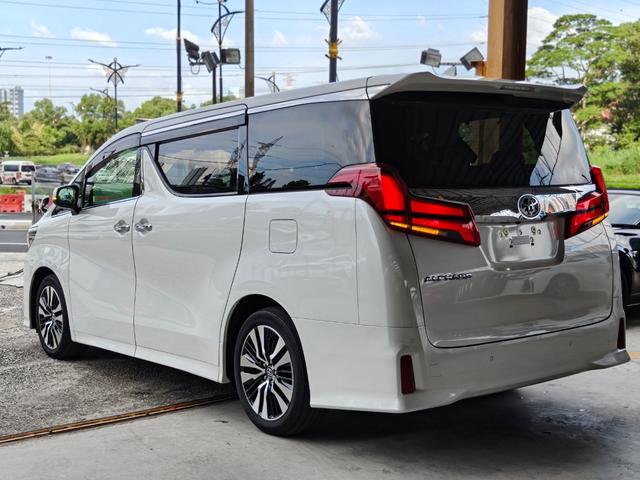 2021 Toyota ALPHARD 2.5 SC (SUNROOF,DIM,BSM) - 3